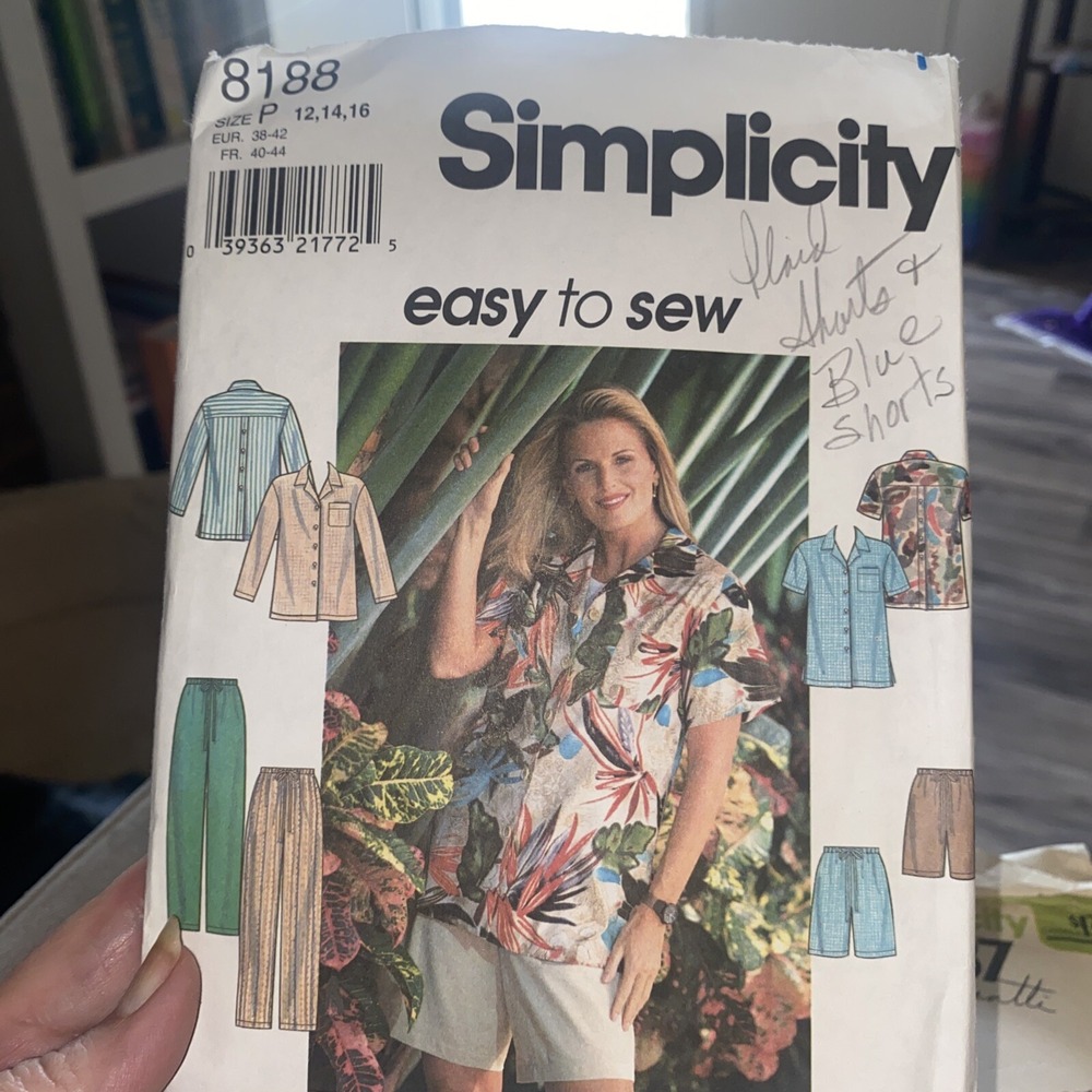 Simplicity 8188 Button Up Blouse Pants Shorts Sewing Pattern Size 12-16 Cut